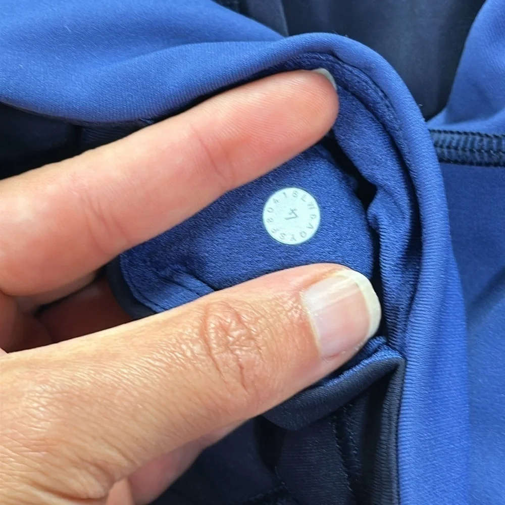 Lululemon Colour Me Ombre Crop *21" Midnight Navy / Gatsby Blue / Visto Blue - Picture 5 of 7